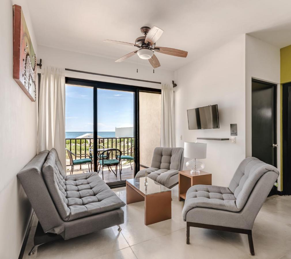 Vela'S Condos Ocean Front 푸에르토 모렐로스 외부 사진