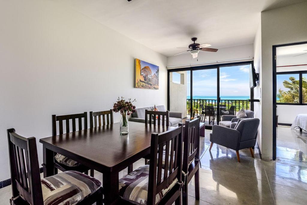 Vela'S Condos Ocean Front 푸에르토 모렐로스 외부 사진