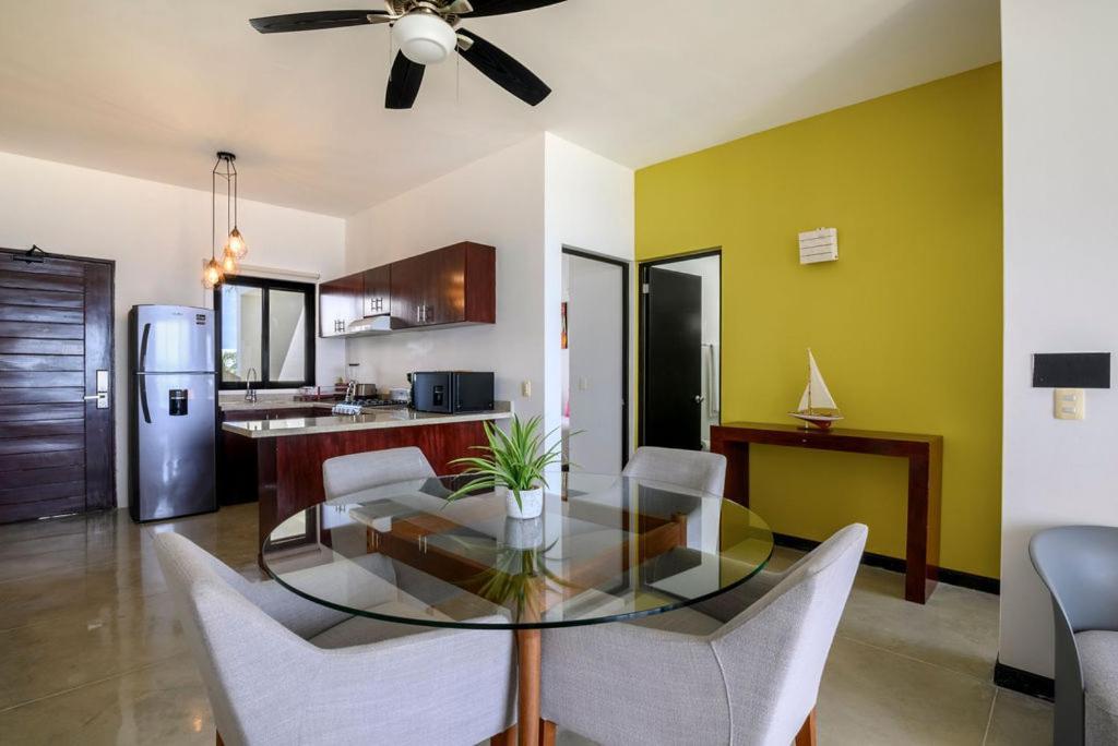 Vela'S Condos Ocean Front 푸에르토 모렐로스 외부 사진