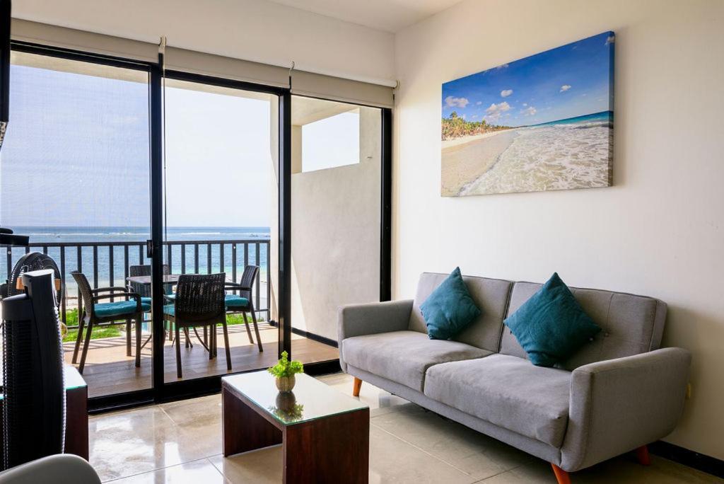 Vela'S Condos Ocean Front 푸에르토 모렐로스 외부 사진