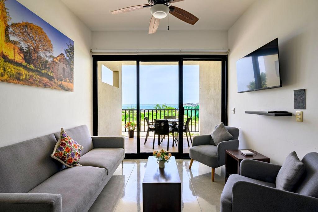 Vela'S Condos Ocean Front 푸에르토 모렐로스 외부 사진