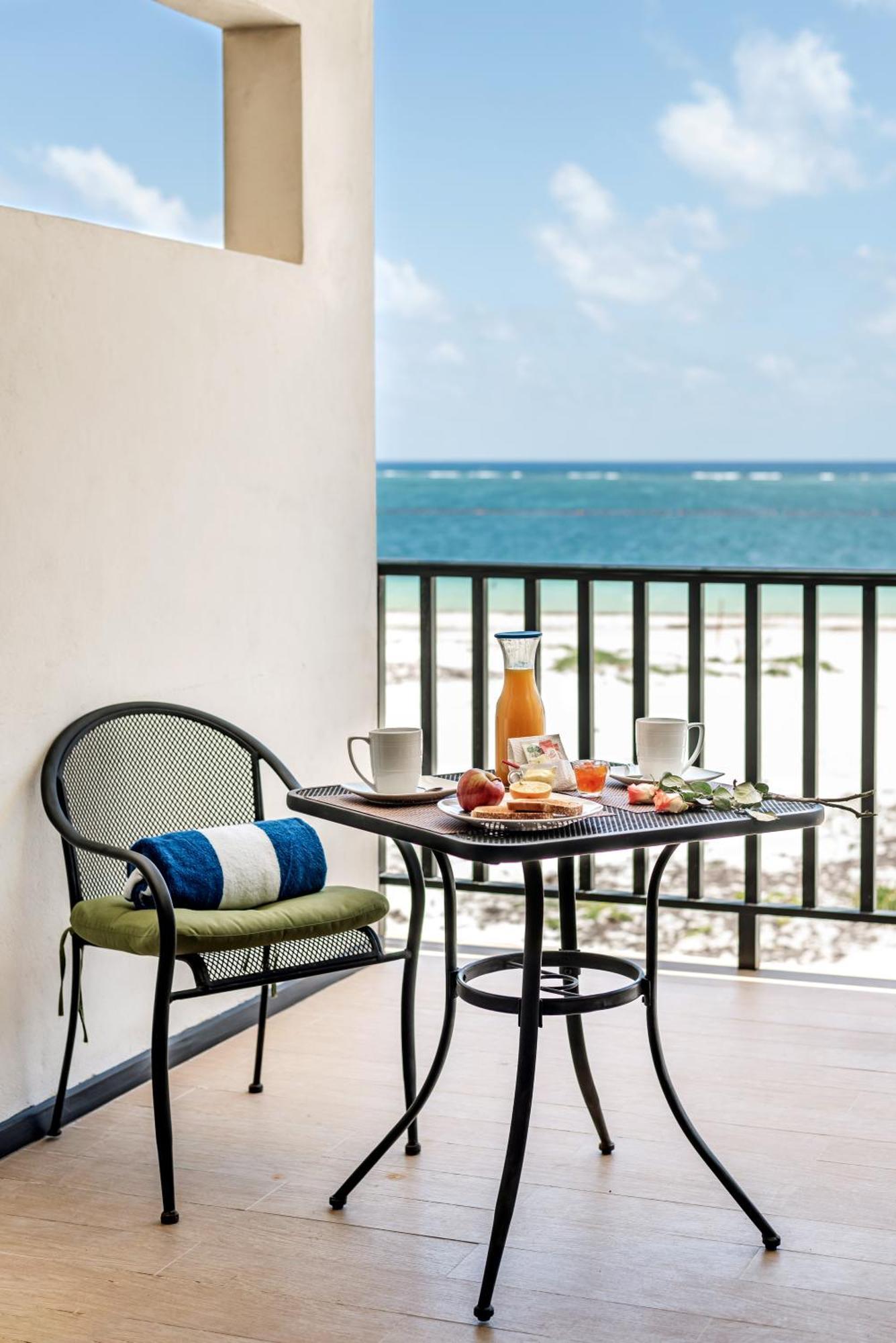 Vela'S Condos Ocean Front 푸에르토 모렐로스 외부 사진